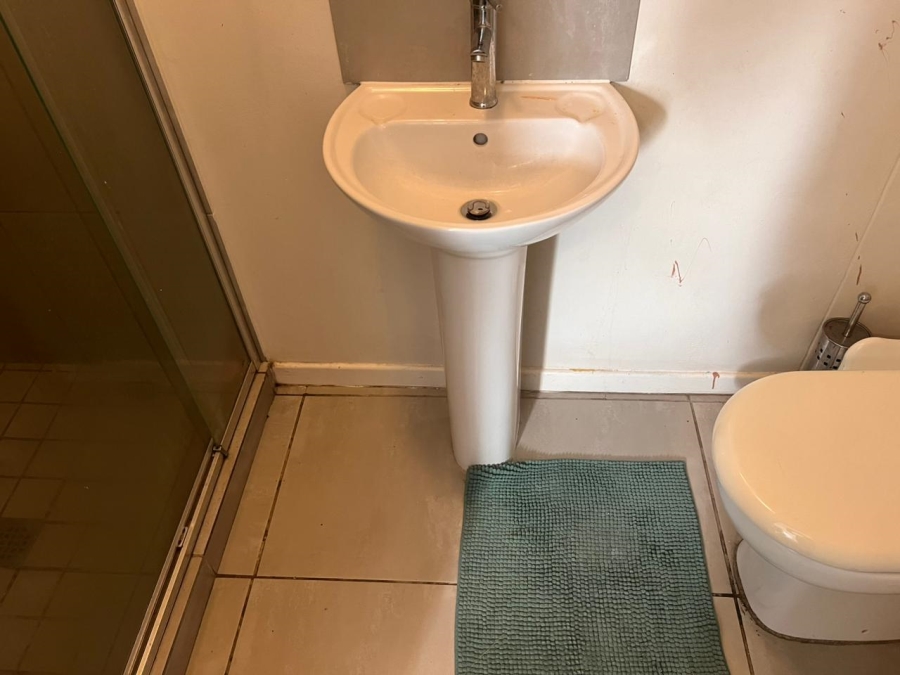 To Let 2 Bedroom Property for Rent in Parklands Western Cape